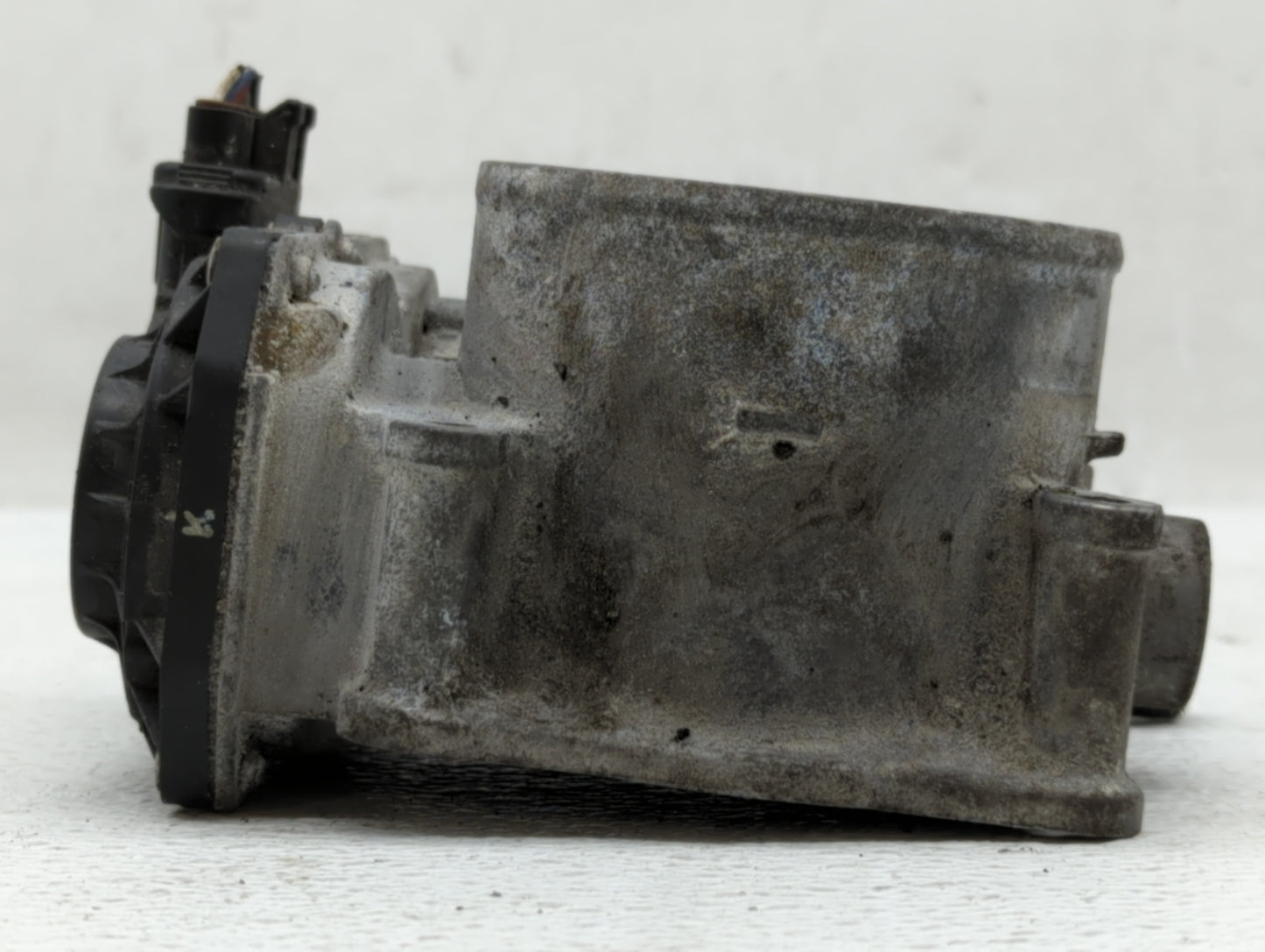 2005-2012 Nissan Frontier Throttle Body P/N:16119 7S001 A 16119 7S001 B Fits OEM Used Auto Parts - Oemusedautoparts1.com