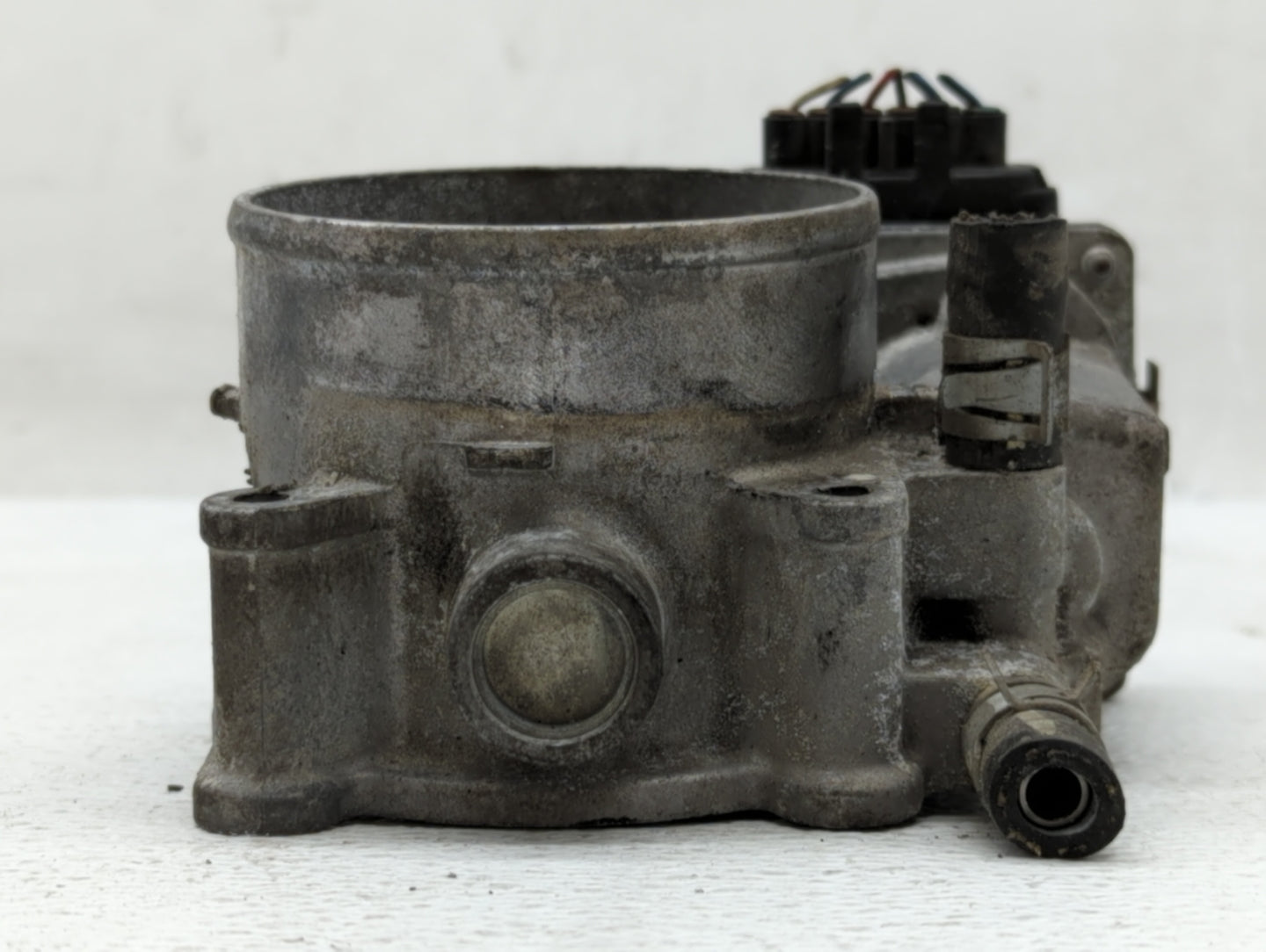 2005-2012 Nissan Frontier Throttle Body P/N:16119 7S001 A 16119 7S001 B Fits OEM Used Auto Parts - Oemusedautoparts1.com