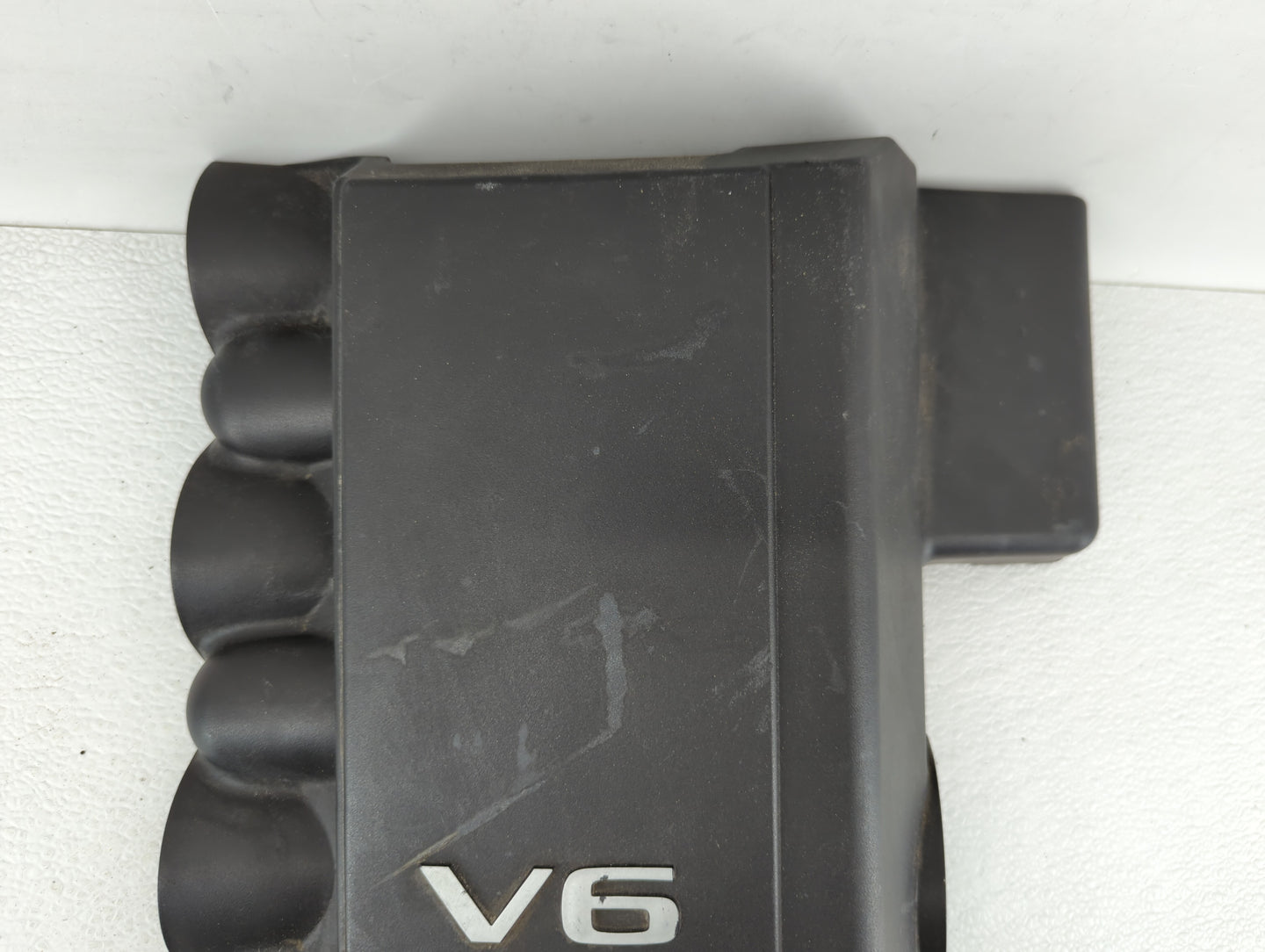 2007 Nissan Frontier Engine Cover - Oemusedautoparts1.com