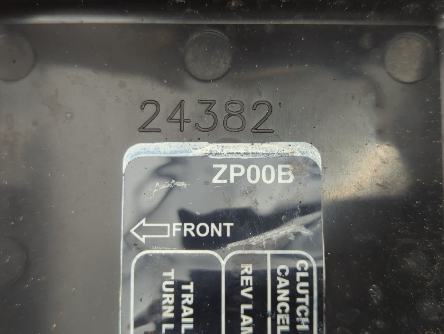 2007-2008 Nissan Frontier Fusebox Fuse Box Panel Relay Module Fits Fits 2007 2008 OEM Used Auto Parts - Oemusedautoparts1.co