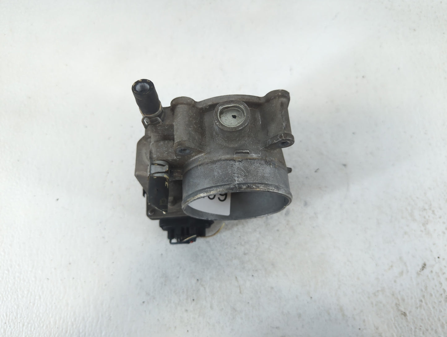2005-2012 Nissan Frontier Throttle Body P/N:16119 7S001 A 16119 7S001 B Fits OEM Used Auto Parts - Oemusedautoparts1.com