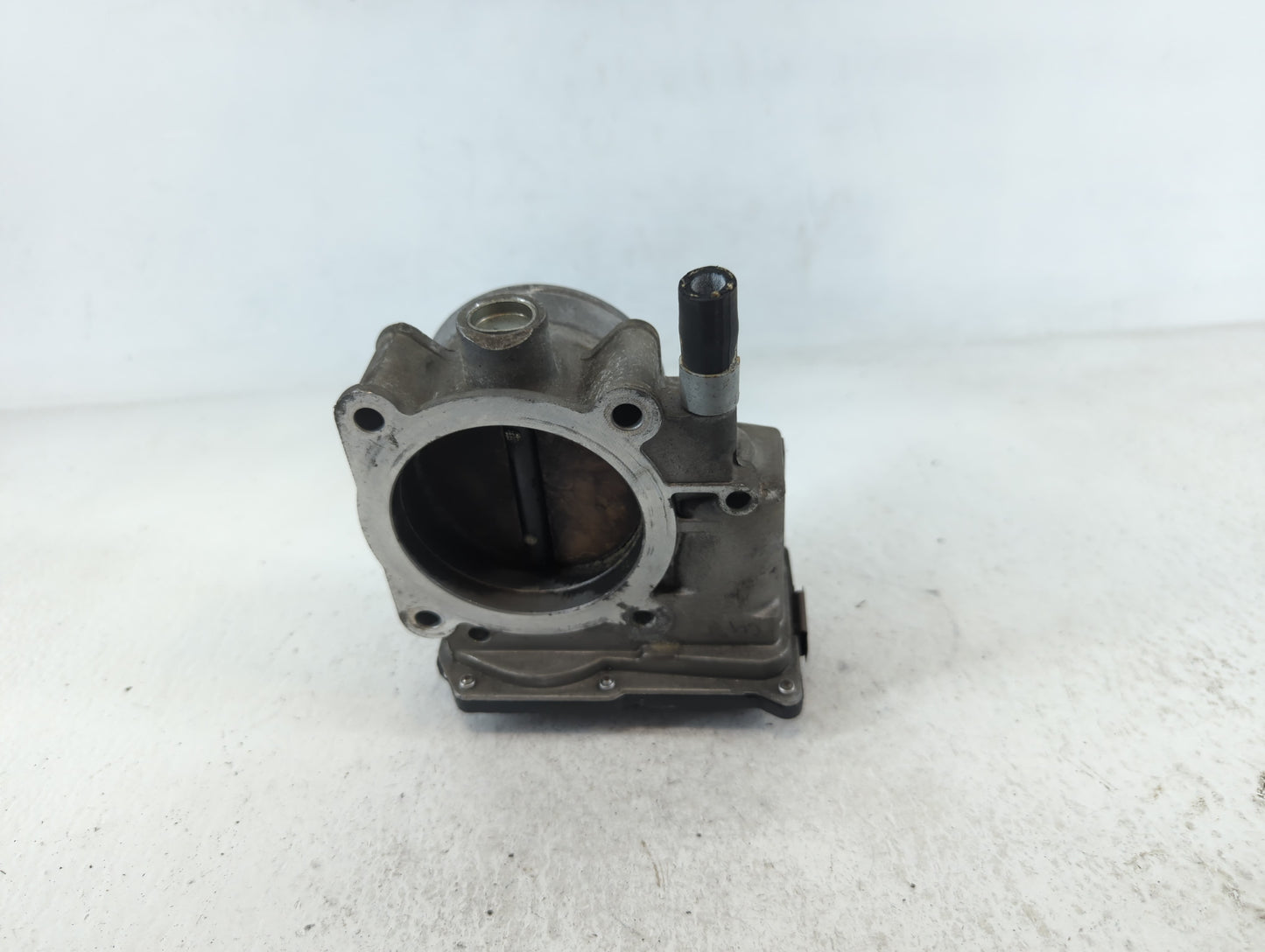2005-2012 Nissan Frontier Throttle Body P/N:16119 7S001 A 16119 7S001 B Fits OEM Used Auto Parts - Oemusedautoparts1.com