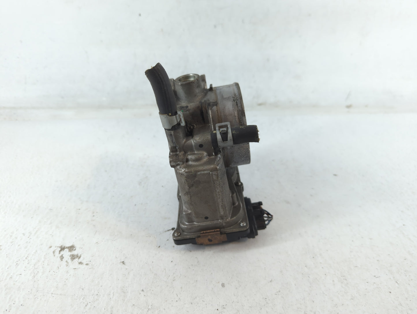 2005-2012 Nissan Frontier Throttle Body P/N:16119 7S001 B 16119 7S001 Fits Fits 2005 2006 2007 2008 2009 2010 2011 2012 2013