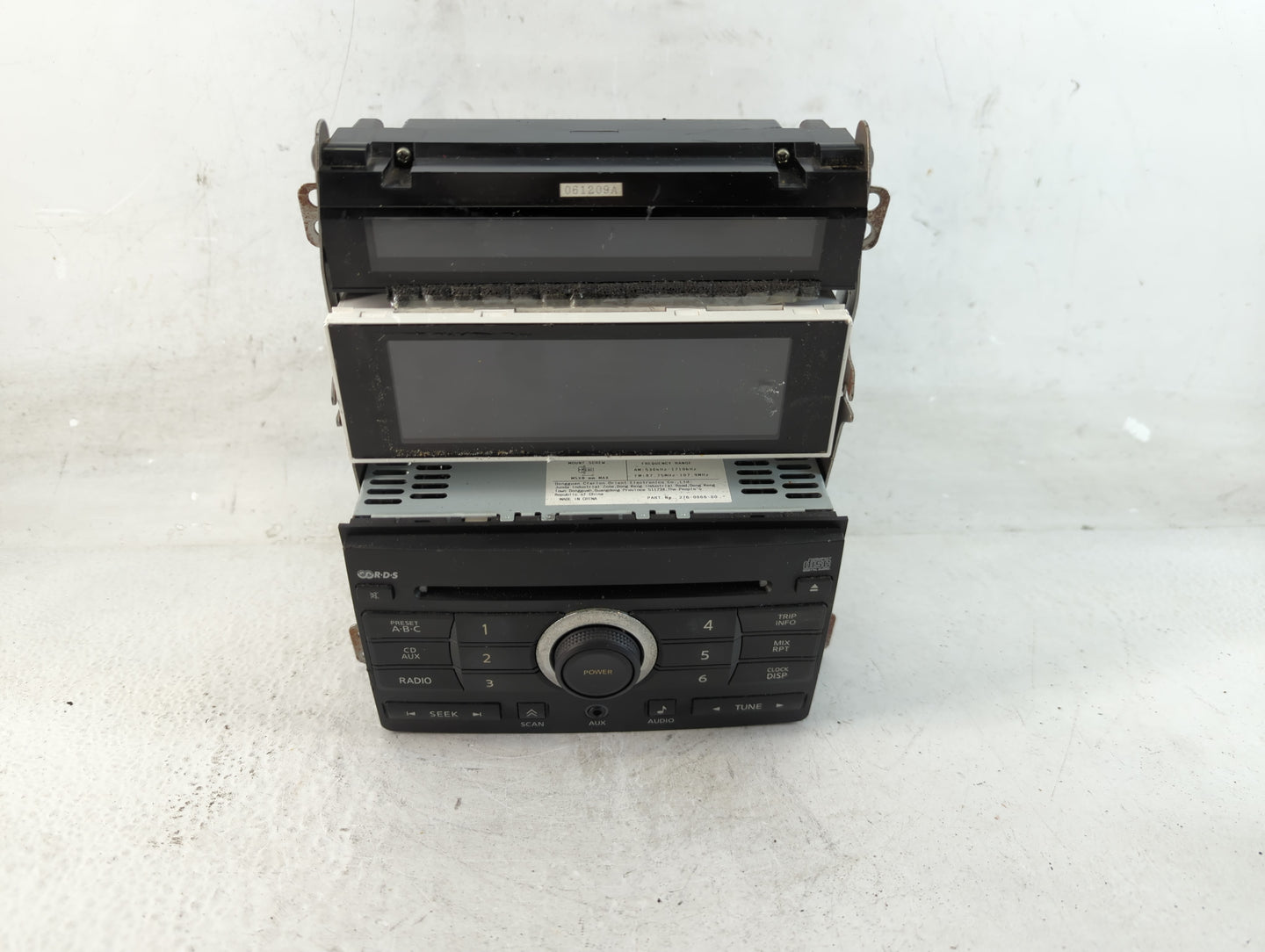 2007 Nissan Maxima Radio AM FM Cd Player Receiver Replacement P/N:28185 ZK30A Fits OEM Used Auto Parts - Oemusedautoparts1.c