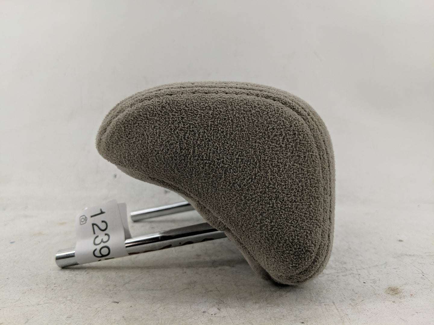 2007-2008 Nissan Maxima Headrest Head Rest Front Driver Passenger Seat Fits Fits 2007 2008 OEM Used Auto Parts - Oemusedauto