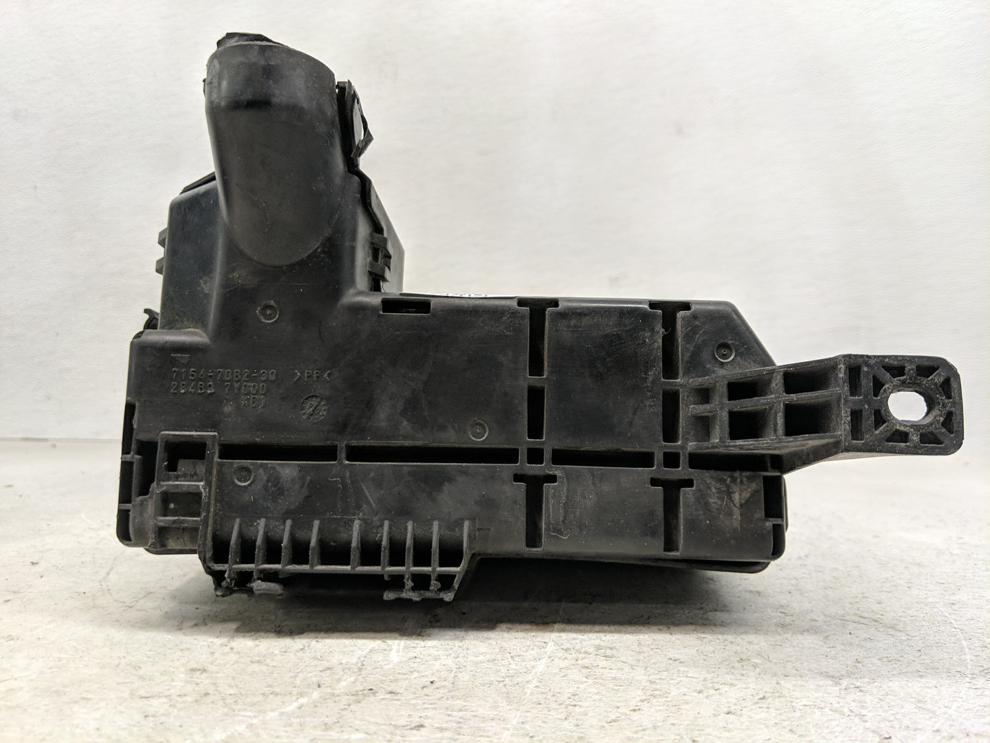 2007-2008 Nissan Maxima Fusebox Fuse Box Panel Relay Module P/N:284B9 7Y000 7154-7082-30 Fits Fits 2007 2008 OEM Used Auto P