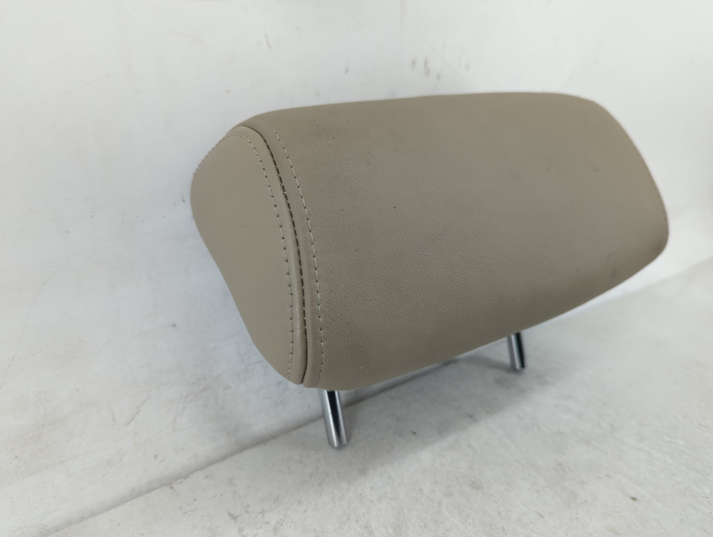 2007-2008 Nissan Maxima Headrest Head Rest Front Driver Passenger Seat Fits Fits 2007 2008 OEM Used Auto Parts - Oemusedauto