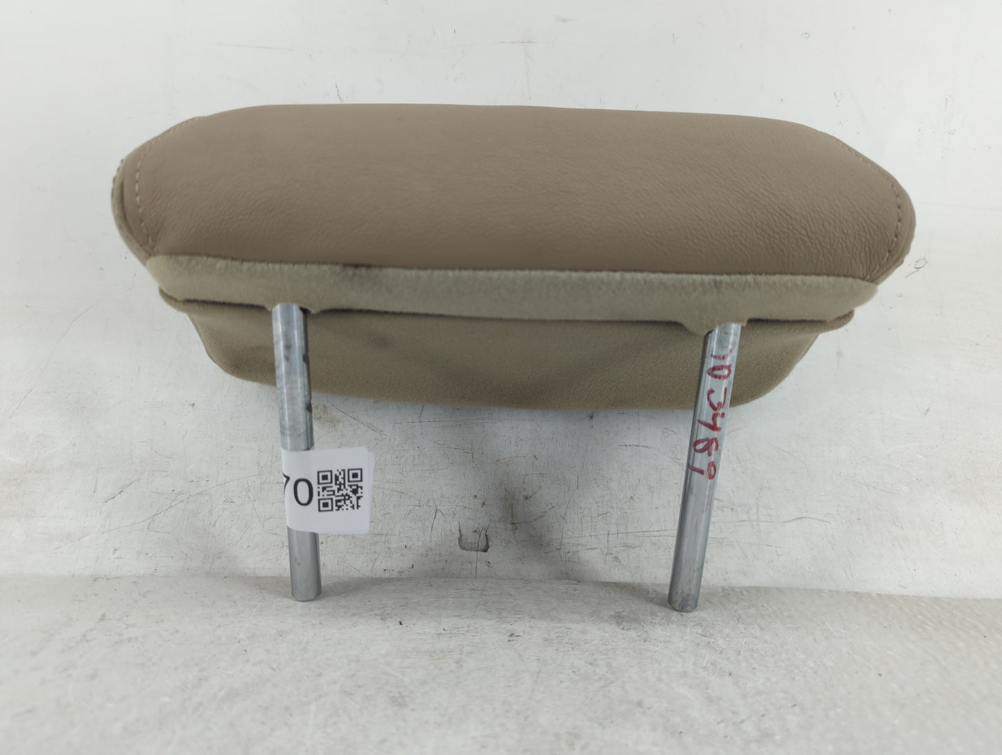 2007-2008 Nissan Maxima Headrest Head Rest Front Driver Passenger Seat Fits Fits 2007 2008 OEM Used Auto Parts - Oemusedauto