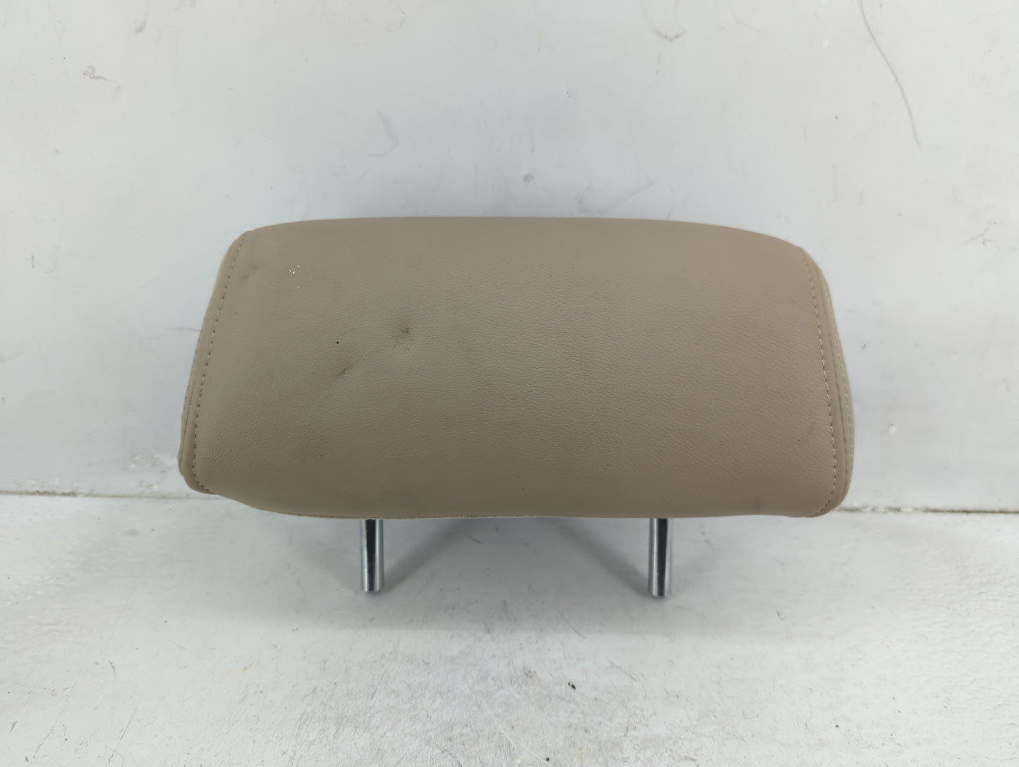 2007-2008 Nissan Maxima Headrest Head Rest Rear Center Seat Fits Fits 2007 2008 OEM Used Auto Parts - Oemusedautoparts1.com