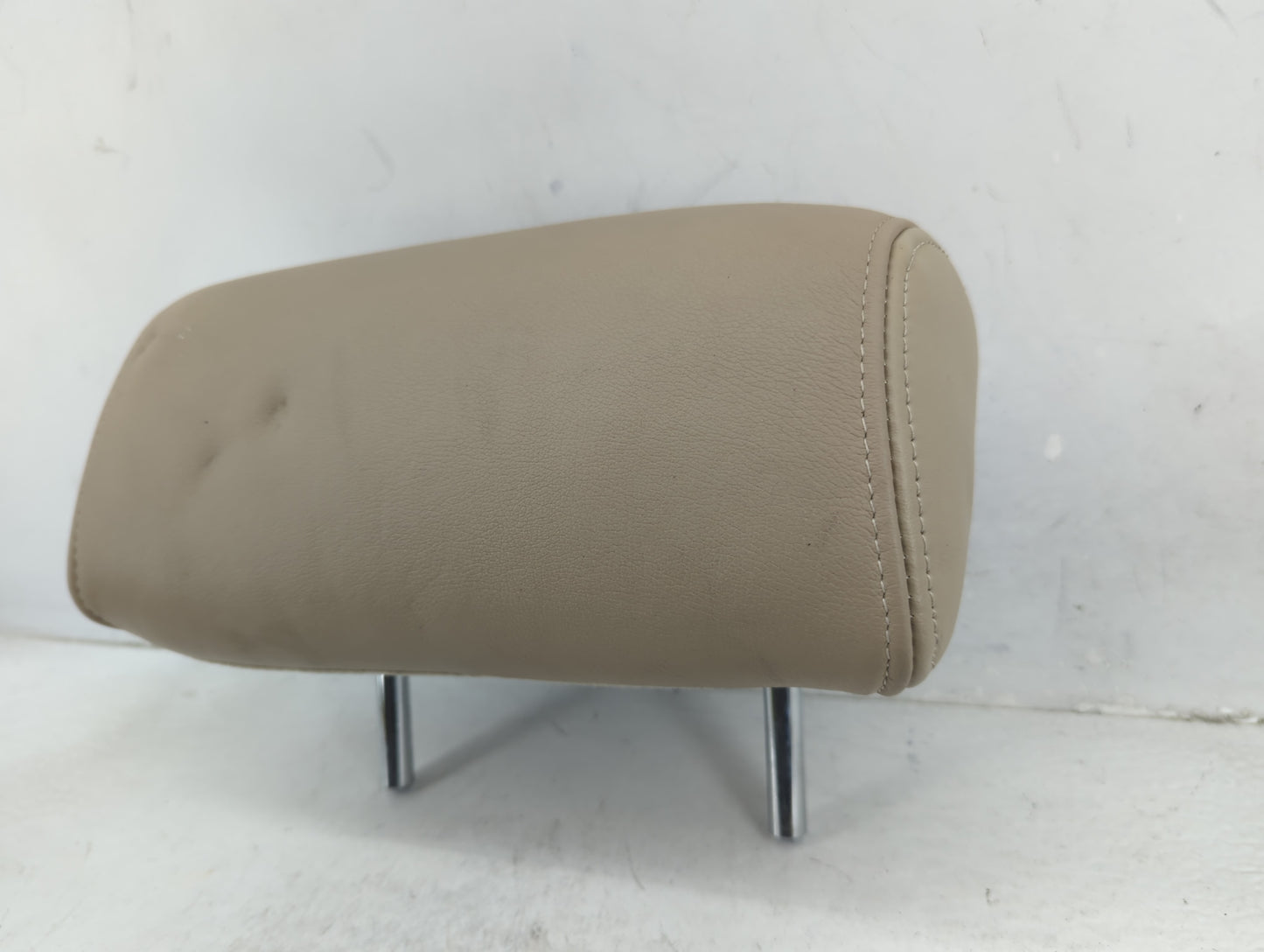 2007-2008 Nissan Maxima Headrest Head Rest Rear Center Seat Fits Fits 2007 2008 OEM Used Auto Parts - Oemusedautoparts1.com