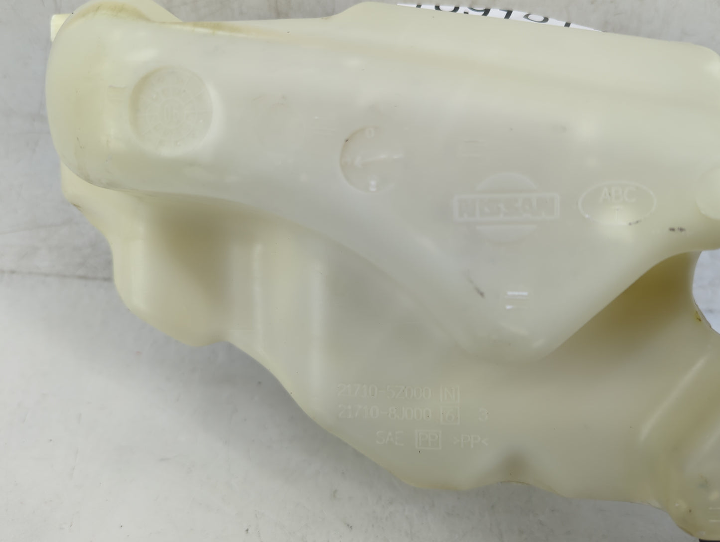 2004-2008 Nissan Maxima Radiator Coolant Overflow Expansion Tank Bottle 1391013 - Oemusedautoparts1.com