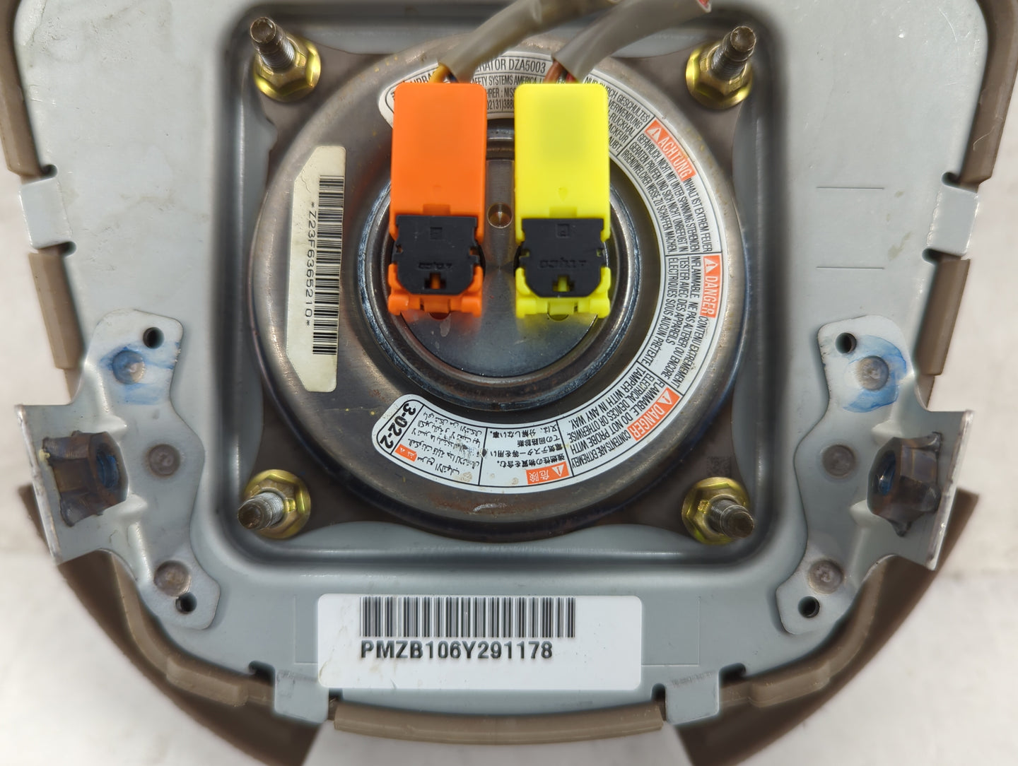 2007 Nissan Maxima Air Bag Driver Left Steering Wheel Mounted Fits OEM Used Auto Parts - Oemusedautoparts1.com