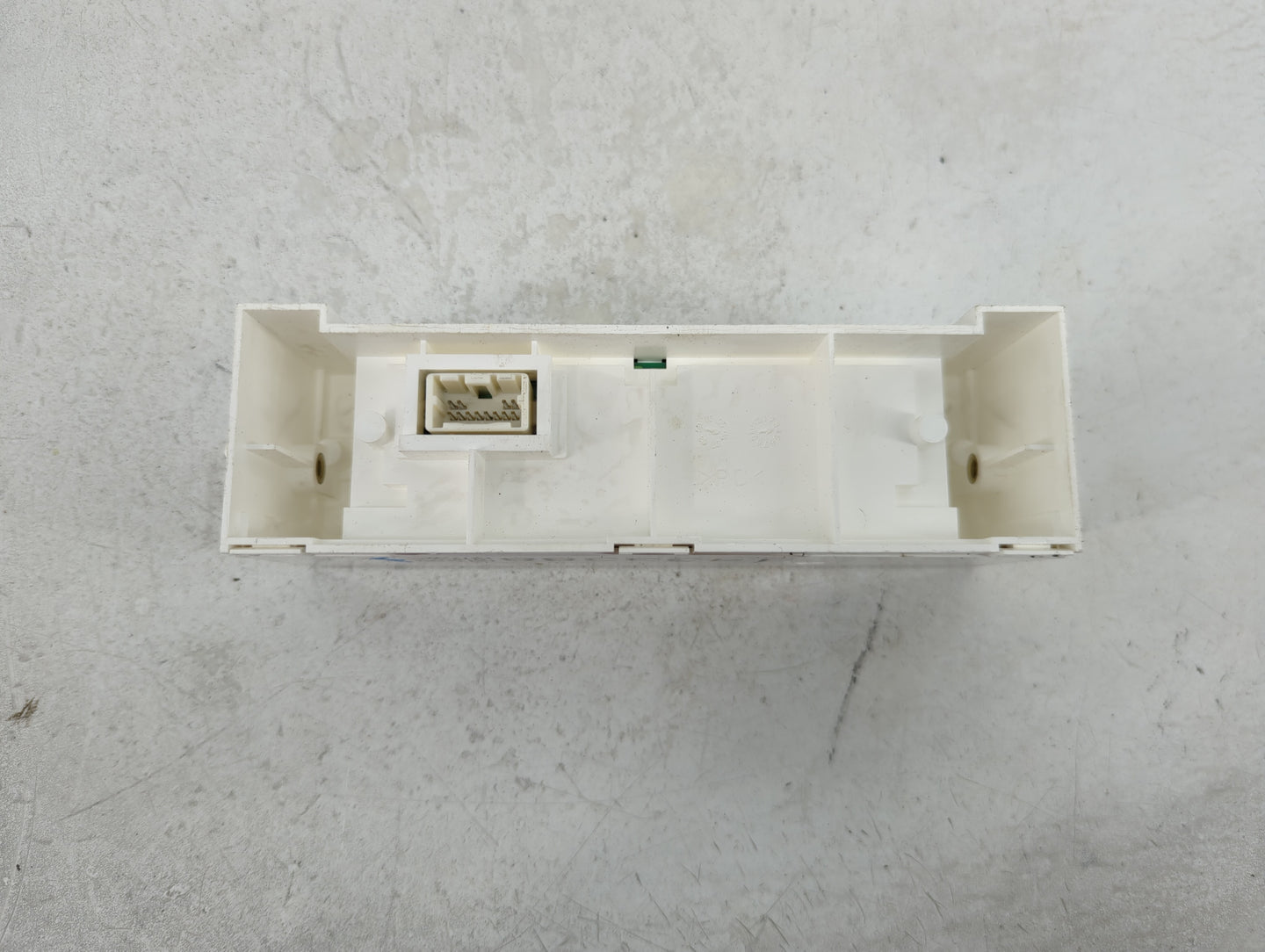 2007-2008 Nissan Maxima Information Display Screen - Oemusedautoparts1.com