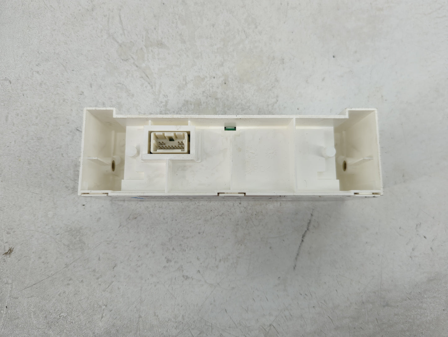 2007-2008 Nissan Maxima Information Display Screen - Oemusedautoparts1.com