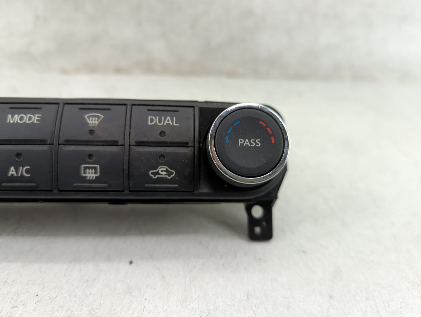 2007-2008 Nissan Maxima Climate Control Module Temperature AC/Heater Replacement P/N:27500 ZK30A Fits Fits 2007 2008 OEM Use