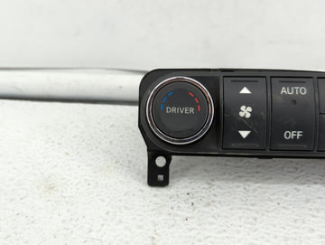 2007-2008 Nissan Maxima Climate Control Module Temperature AC/Heater Replacement P/N:96939 ZK30E 27500 ZK30A Fits Fits 2007 2008 OEM Used Auto Parts