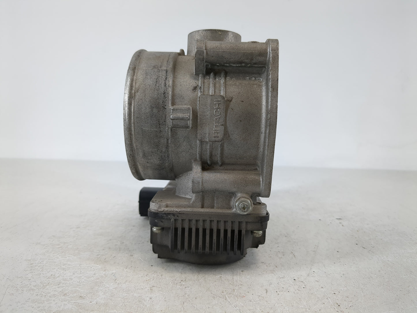 2007 Nissan Murano Throttle Body P/N:F1528H RME70-01 Fits Fits 2006 2008 2009 OEM Used Auto Parts - Oemusedautoparts1.com