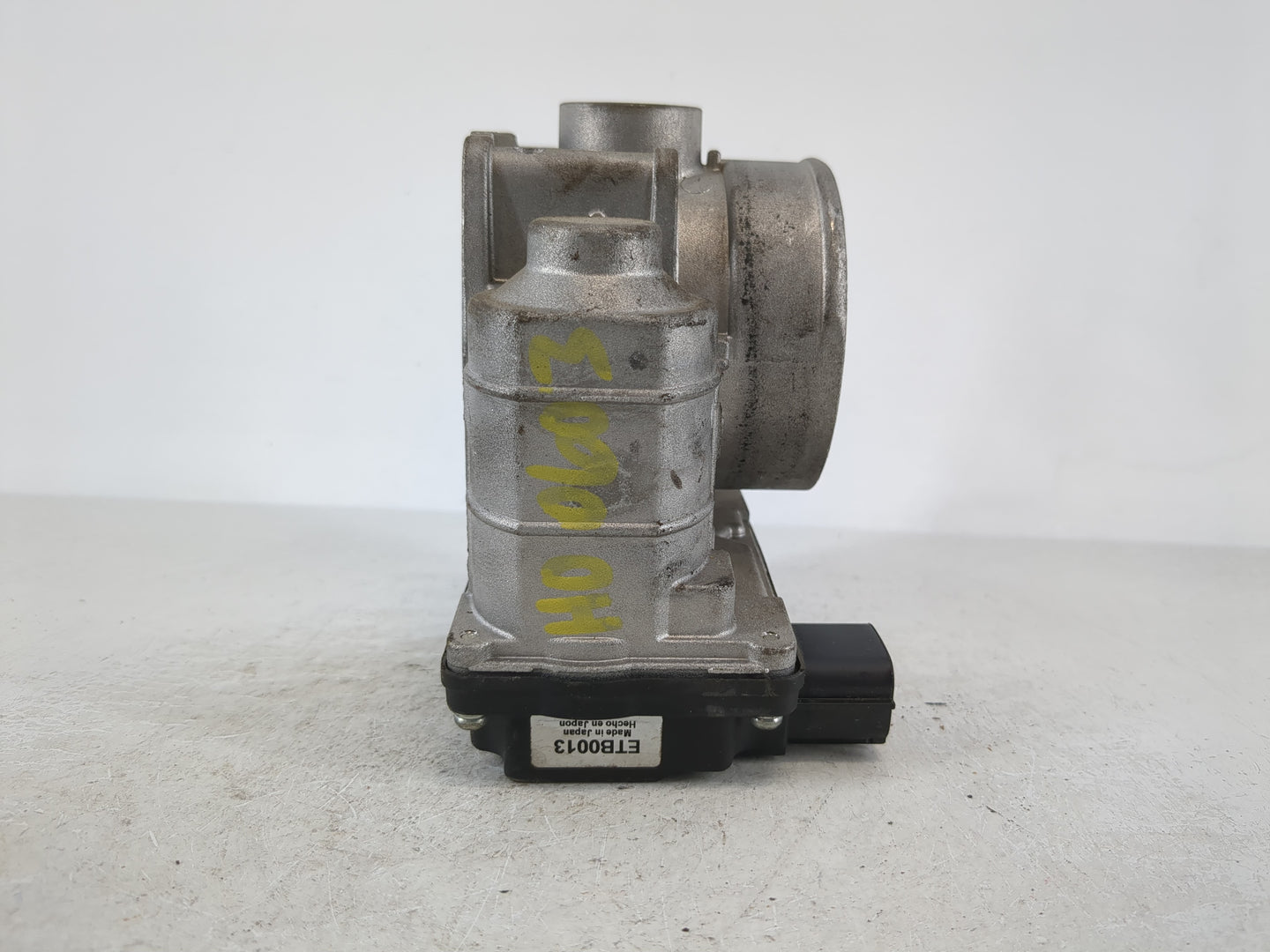 2007 Nissan Murano Throttle Body P/N:F1528H RME70-01 Fits Fits 2006 2008 2009 OEM Used Auto Parts - Oemusedautoparts1.com