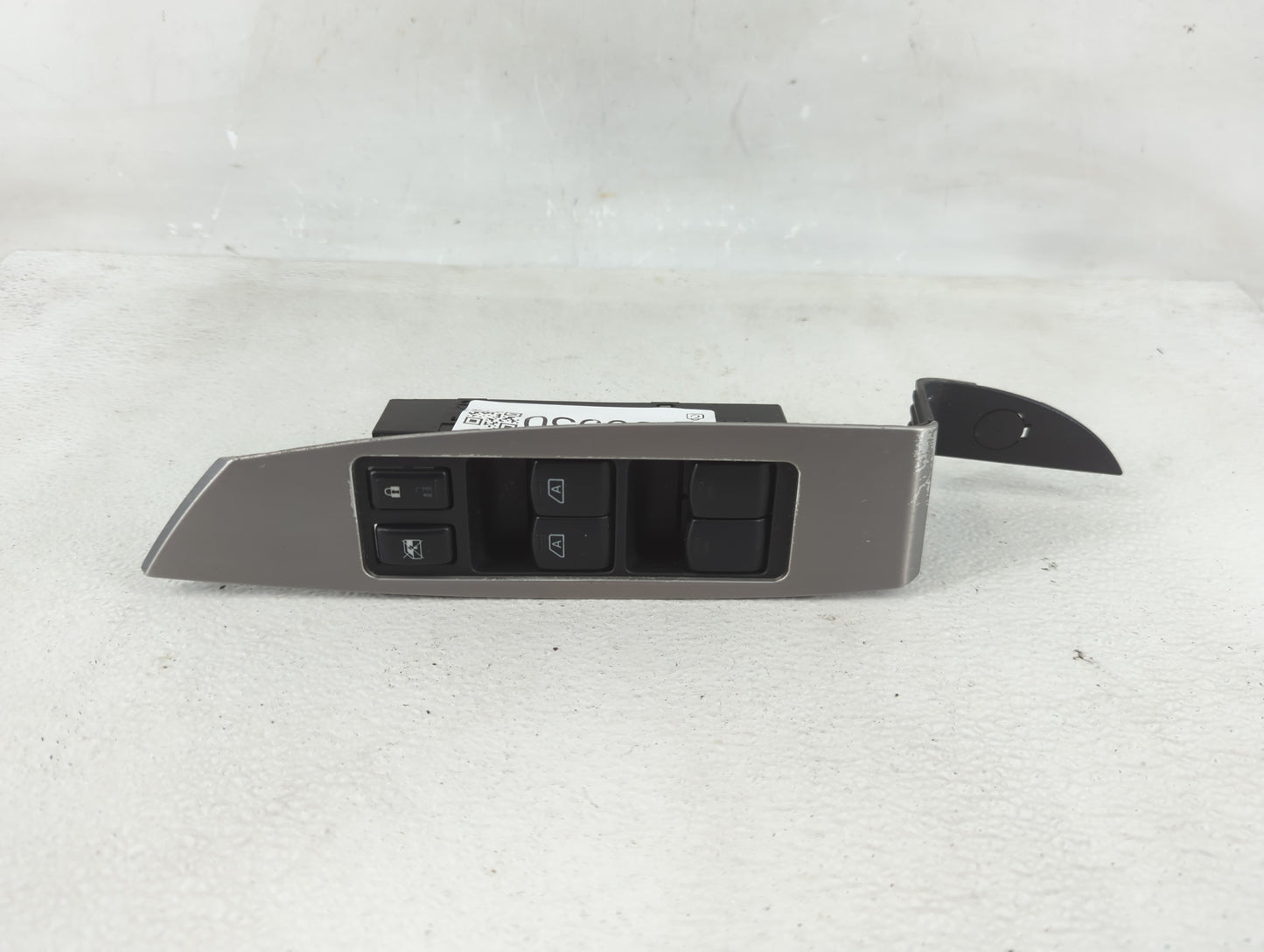 2007 Nissan Murano Master Power Window Switch Replacement Driver Side Left Fits OEM Used Auto Parts - Oemusedautoparts1.com