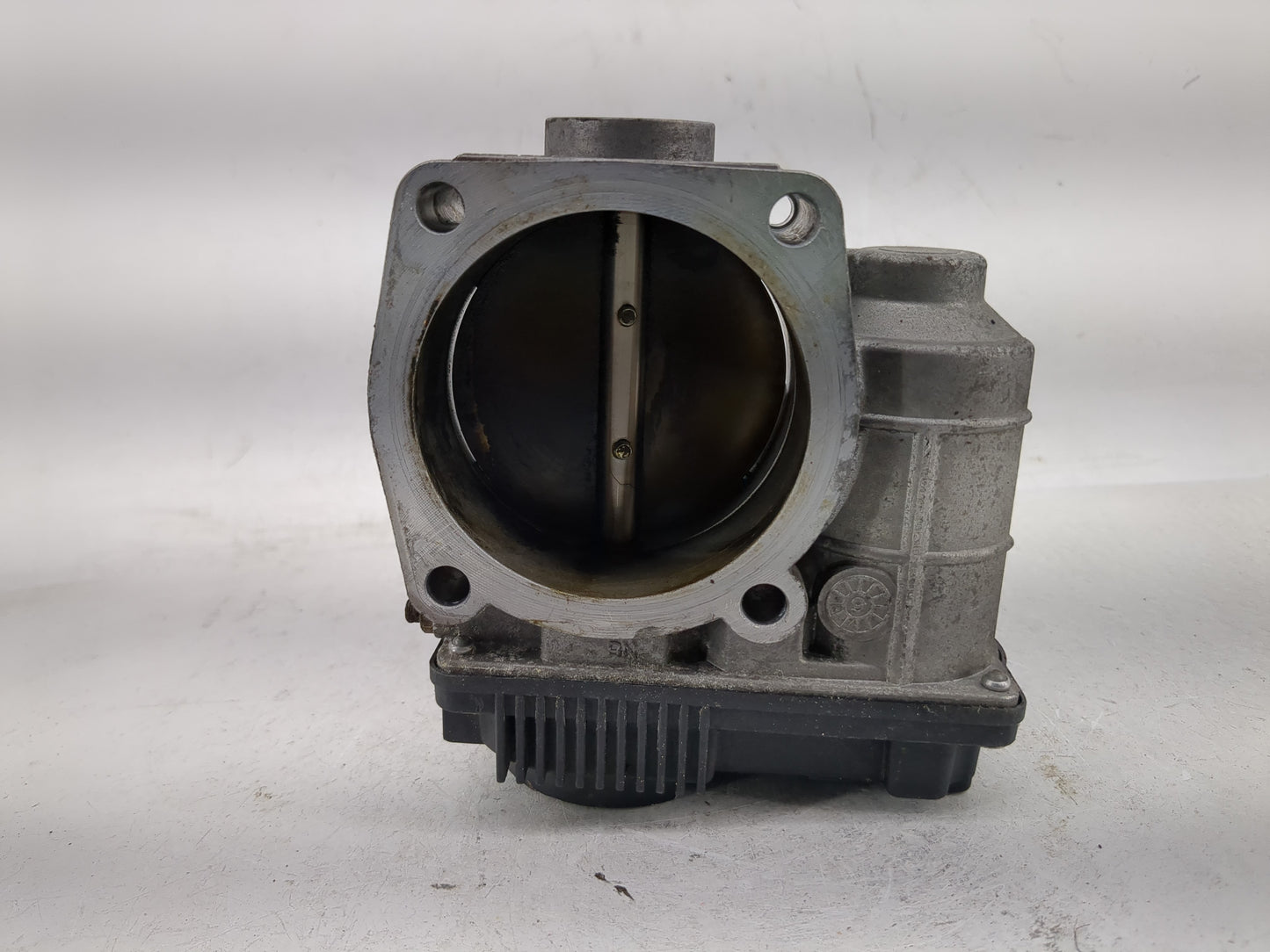 2007 Nissan Murano Throttle Body P/N:576-01 Fits Fits 2006 2008 2009 OEM Used Auto Parts - Oemusedautoparts1.com