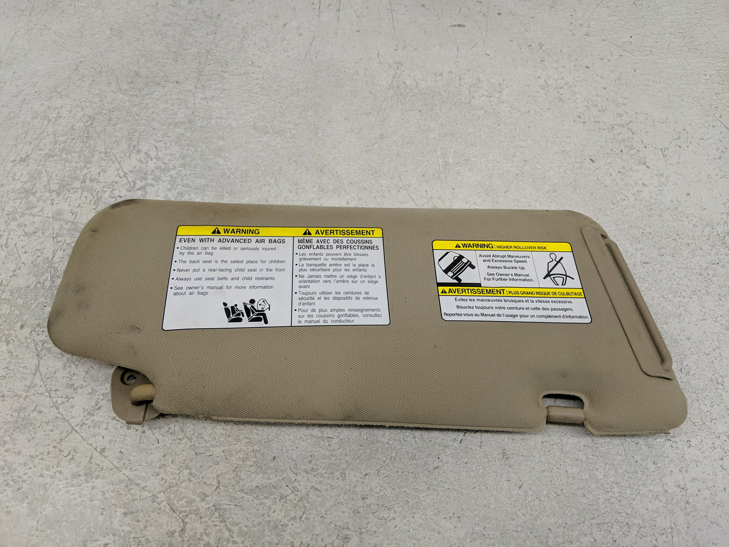 2006-2007 Nissan Murano Sun Visor Shade Replacement Driver Left Mirror Fits Fits 2006 2007 OEM Used Auto Parts - Oemusedauto