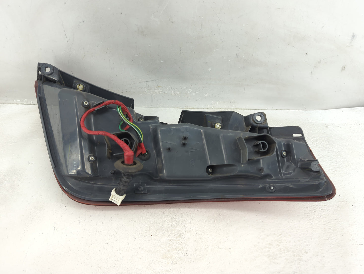 2006-2007 Nissan Murano Tail Light Assembly Driver Left OEM P/N:220-63841 Fits Fits 2006 2007 OEM Used Auto Parts - Oemuseda