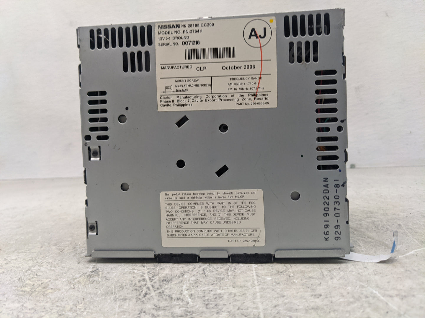 2006-2007 Nissan Murano Radio AM FM Cd Player Receiver Replacement P/N:28188 CC200 Fits Fits 2006 2007 OEM Used Auto Parts -