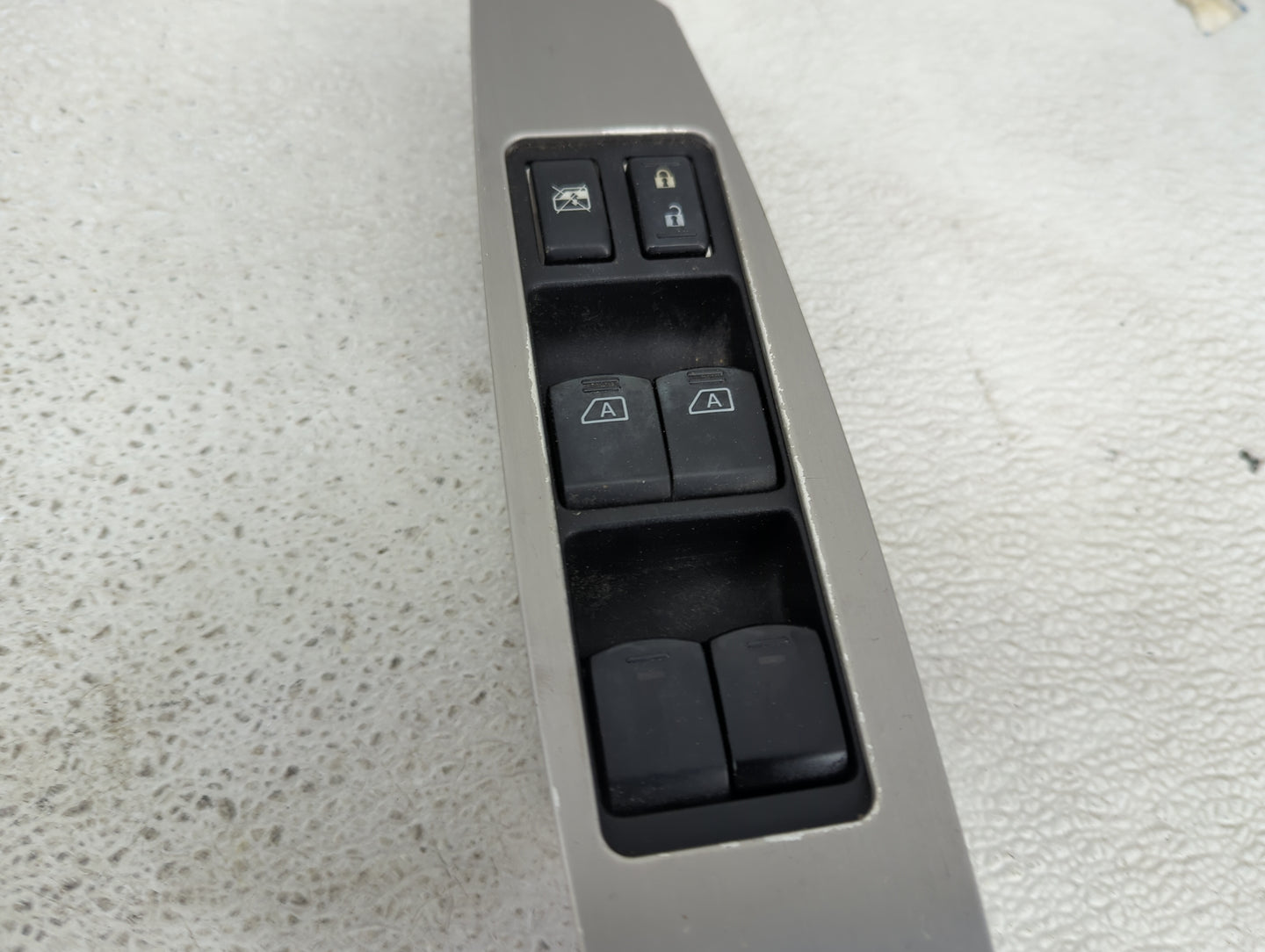 2007 Nissan Murano Master Power Window Switch Replacement Driver Side Left Fits OEM Used Auto Parts - Oemusedautoparts1.com
