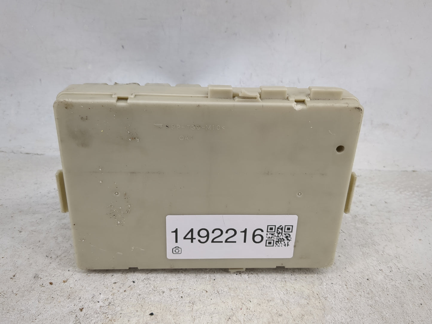 2003-2007 Nissan Murano Fusebox Fuse Box Panel Relay Module P/N:284B7CA01A Fits Fits 2003 2004 2005 2006 2007 OEM Used Auto 