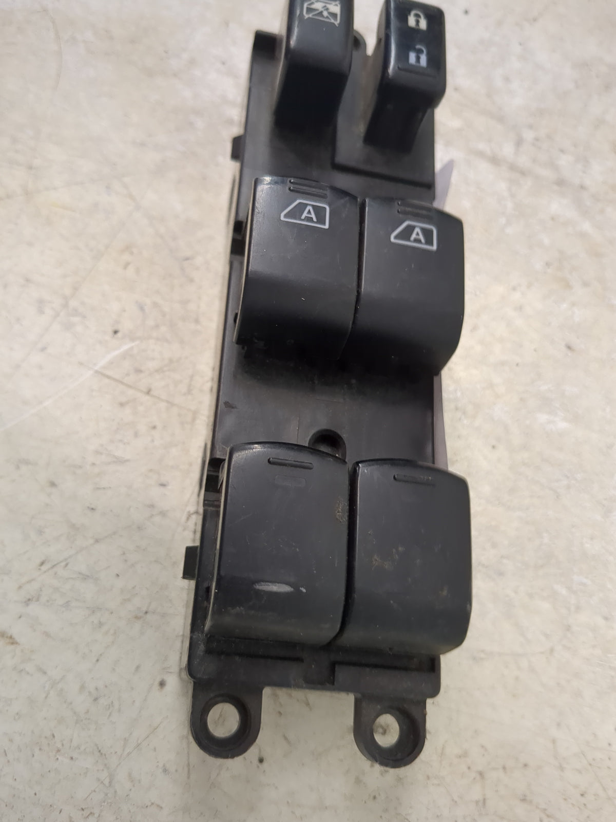 2007 Nissan Murano Master Power Window Switch Replacement Driver Side Left Fits OEM Used Auto Parts - Oemusedautoparts1.com