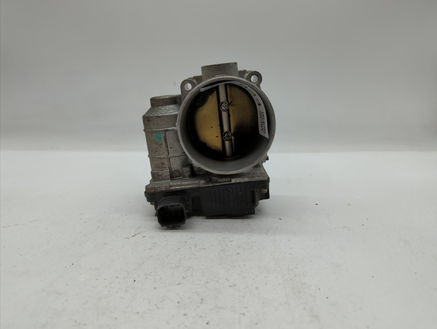 2007 Nissan Murano Throttle Body P/N:RME70-01 576-01 Fits Fits 2006 2008 2009 OEM Used Auto Parts - Oemusedautoparts1.com