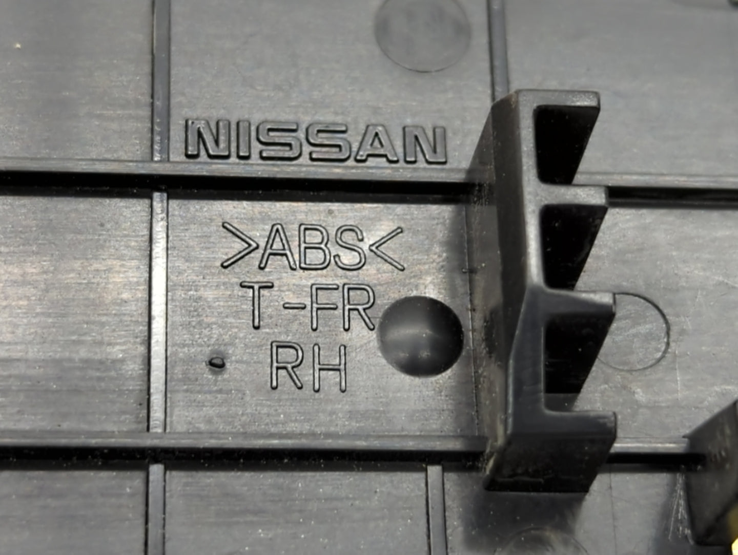 2007-2007 Nissan Murano Passenger Right Power Window Switch - Oemusedautoparts1.com