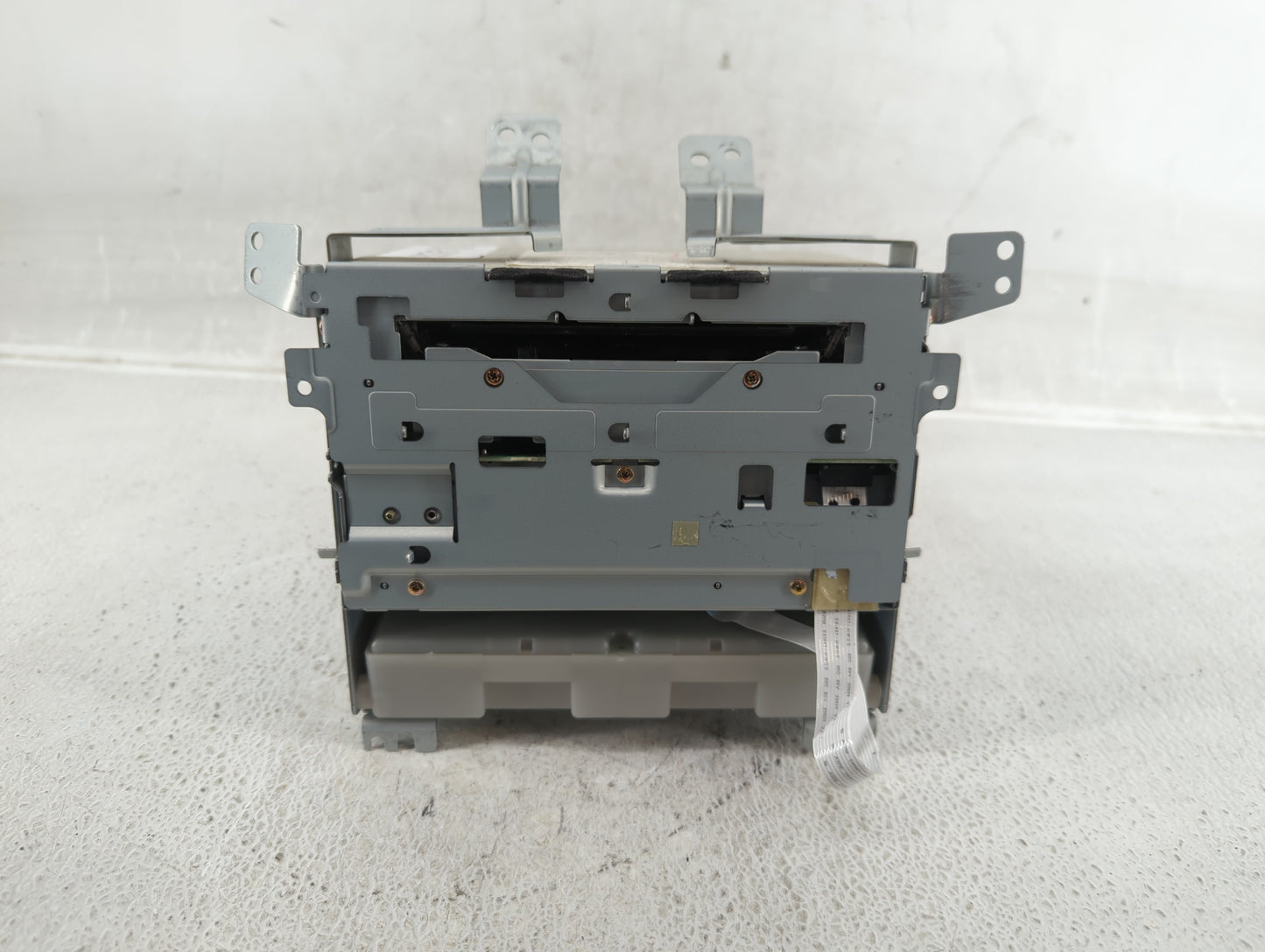 2006-2007 Nissan Murano Radio AM FM Cd Player Receiver Replacement P/N:28185 CC20A Fits Fits 2006 2007 OEM Used Auto Parts -