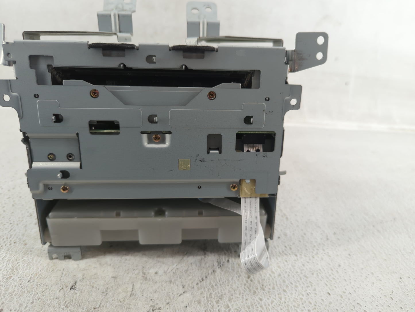 2006-2007 Nissan Murano Radio AM FM Cd Player Receiver Replacement P/N:28185 CC20A Fits Fits 2006 2007 OEM Used Auto Parts -