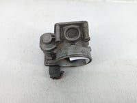 2007 Nissan Murano Throttle Body P/N:RME70-04 Fits Fits 2006 2008 2009 OEM Used Auto Parts - Oemusedautoparts1.com