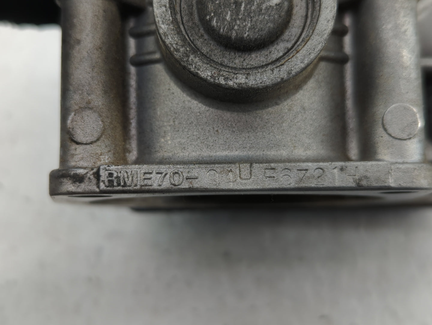 2007 Nissan Murano Throttle Body P/N:RME70-04 Fits Fits 2006 2008 2009 OEM Used Auto Parts - Oemusedautoparts1.com