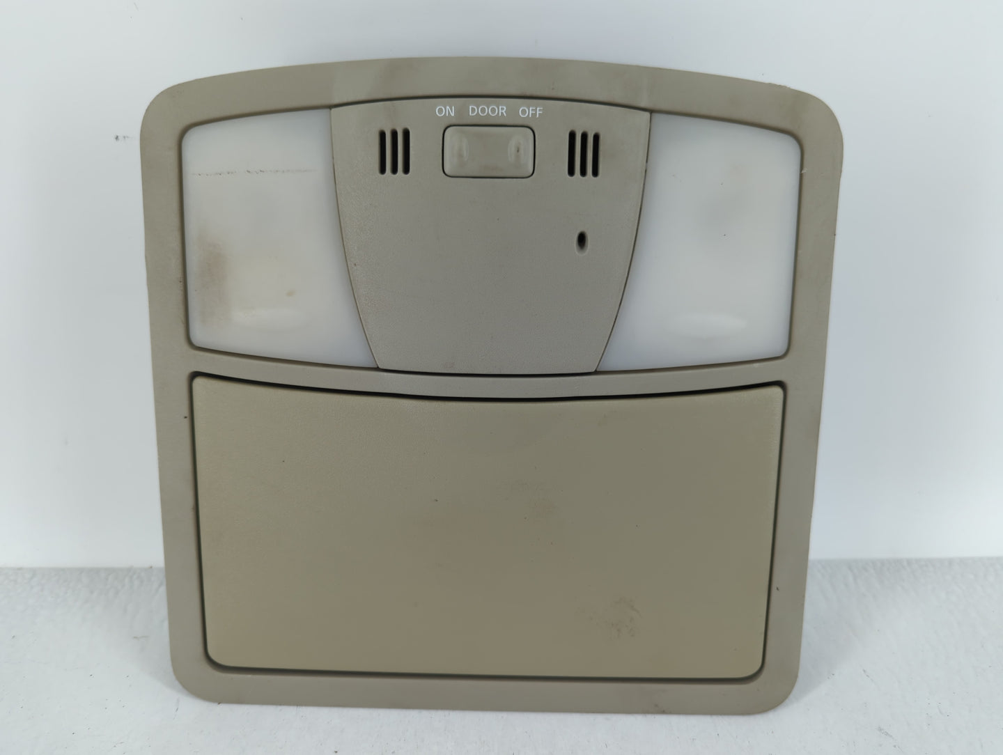 2007 Nissan Murano Overhead Roof Console 623791 - Oemusedautoparts1.com