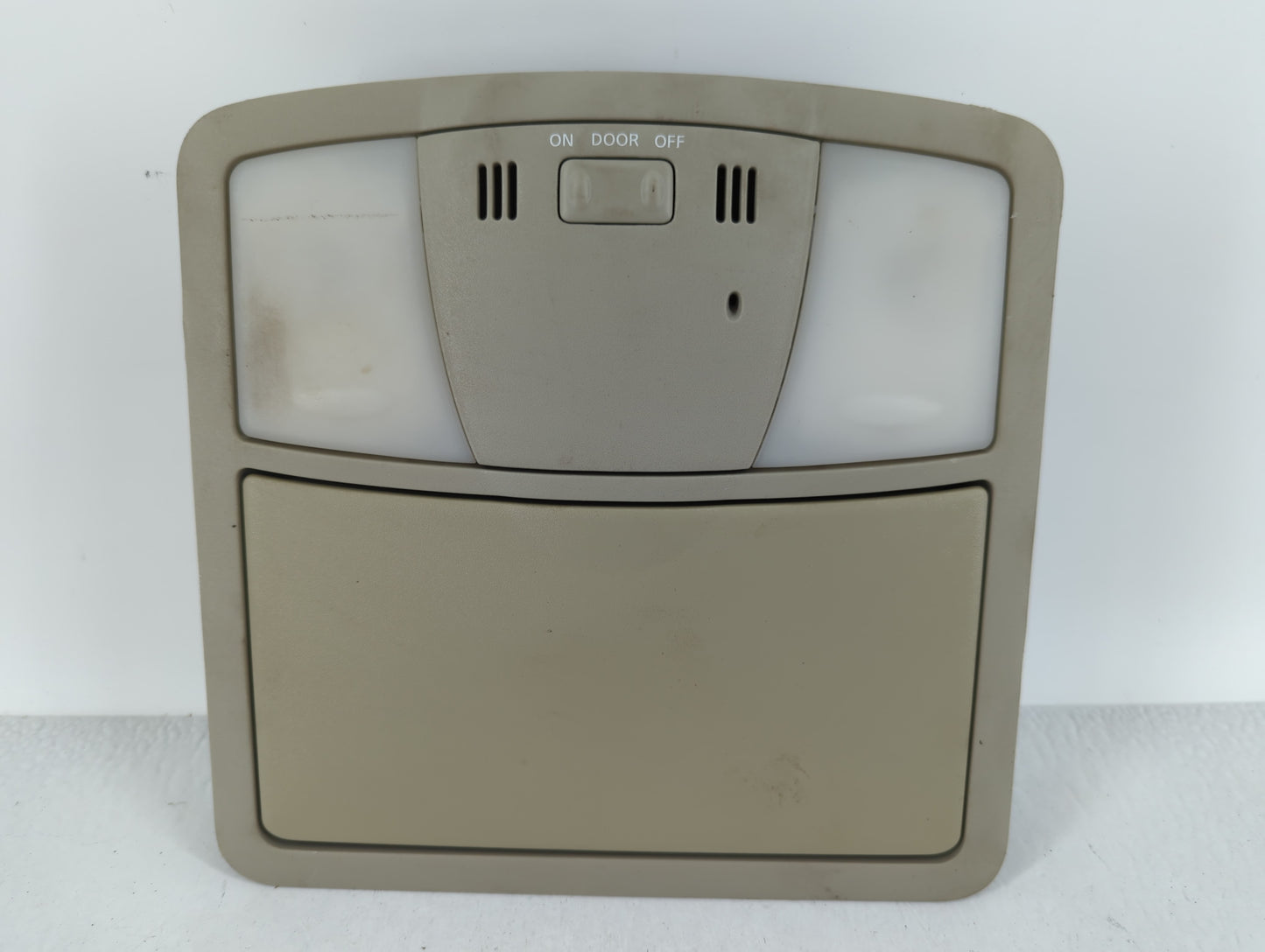 2007 Nissan Murano Overhead Roof Console 623791 - Oemusedautoparts1.com