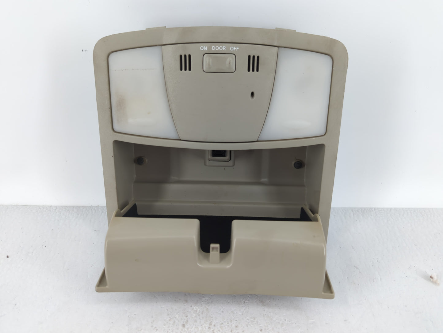 2007 Nissan Murano Overhead Roof Console 623791 - Oemusedautoparts1.com