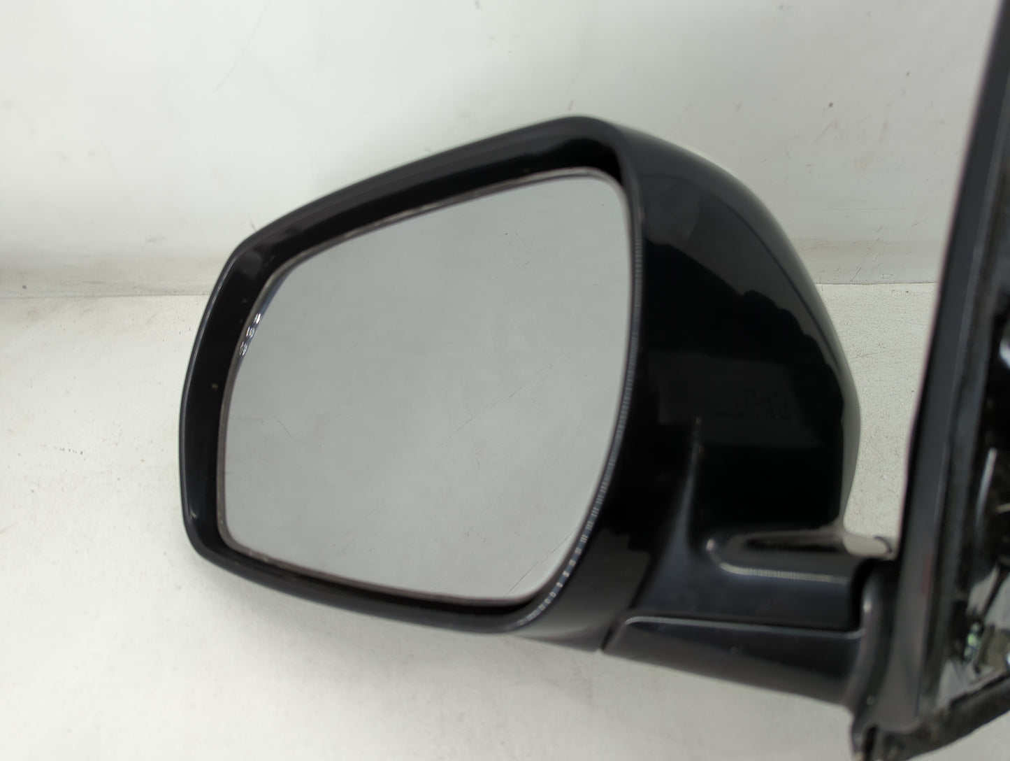 2005-2007 Nissan Murano Driver Left Side View Manual Door Mirror White - Oemusedautoparts1.com