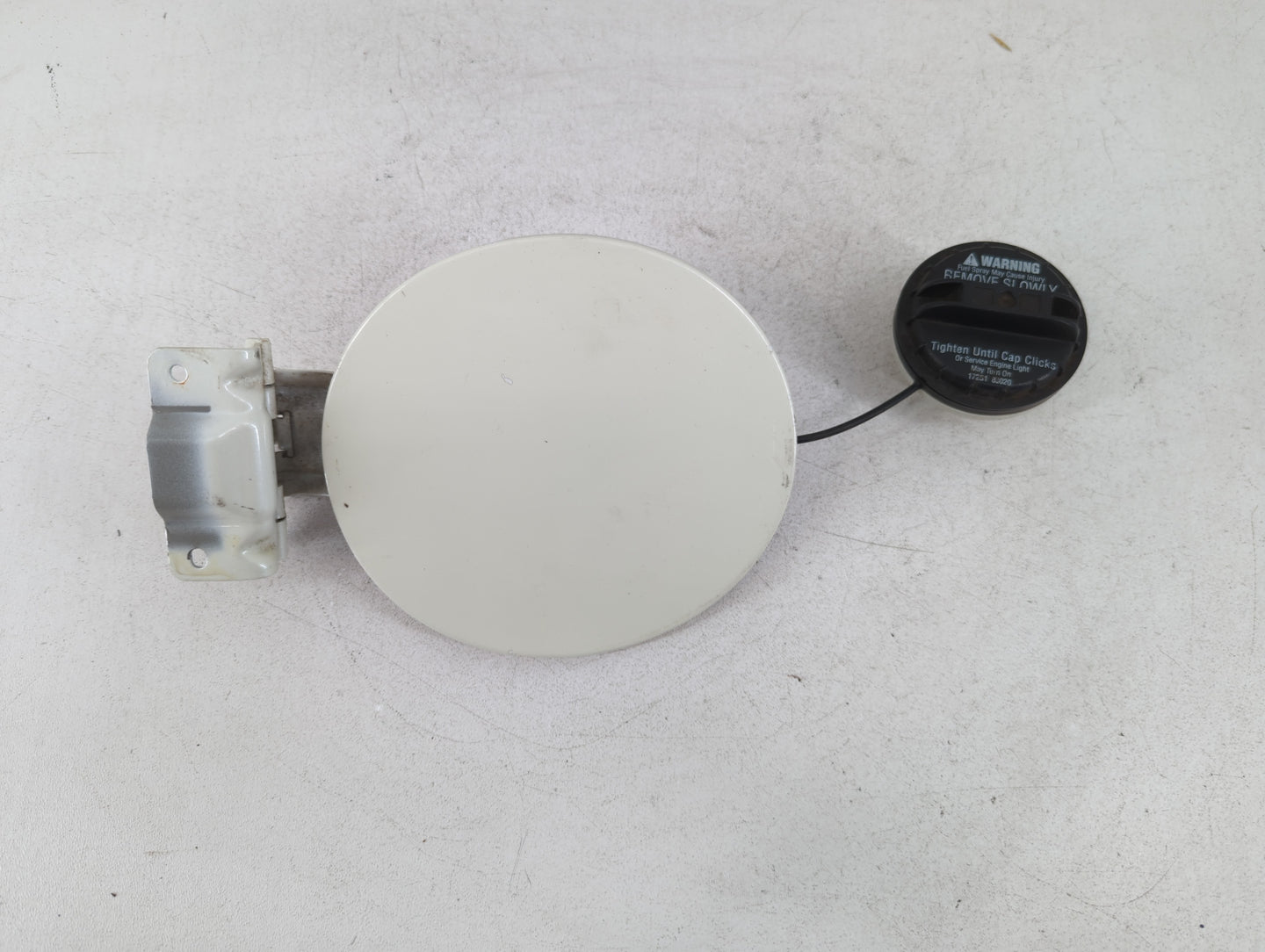 2007 Nissan Murano Fuel Tank Door Lid Gas Tank White - Oemusedautoparts1.com