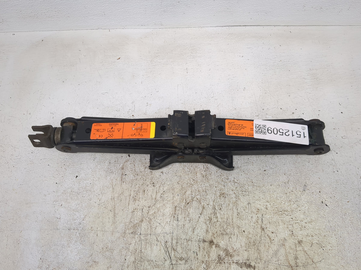 2007 Nissan Pathfinder Spare Scissor Car Jack - Oemusedautoparts1.com