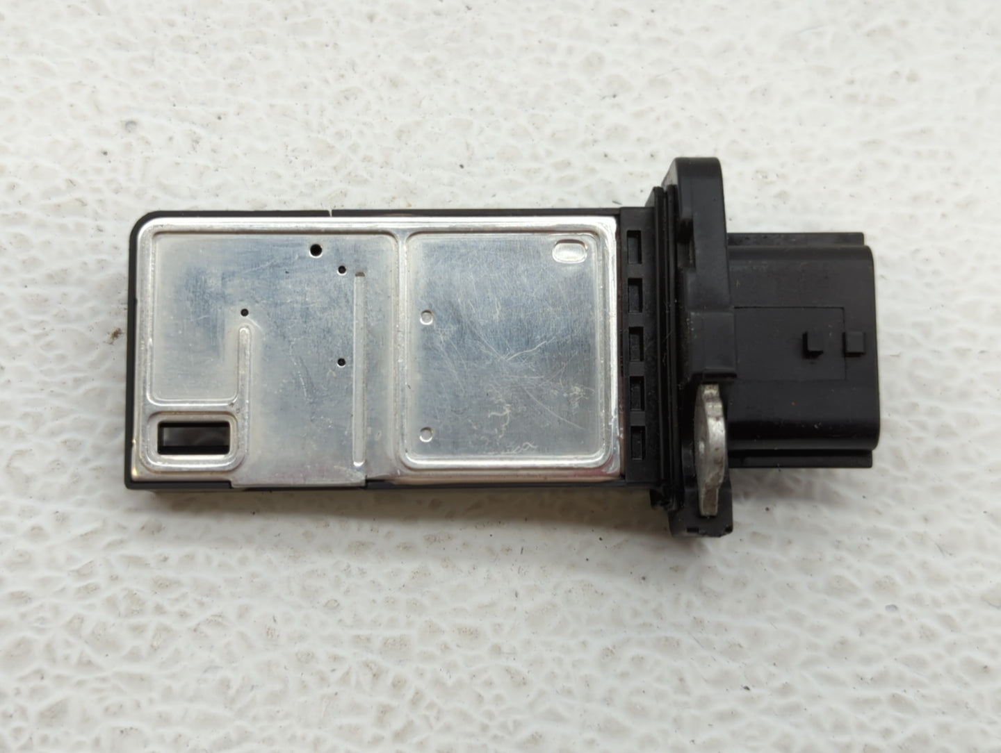 2005-2014 Nissan Pathfinder Mass Air Flow Meter Maf - Oemusedautoparts1.com