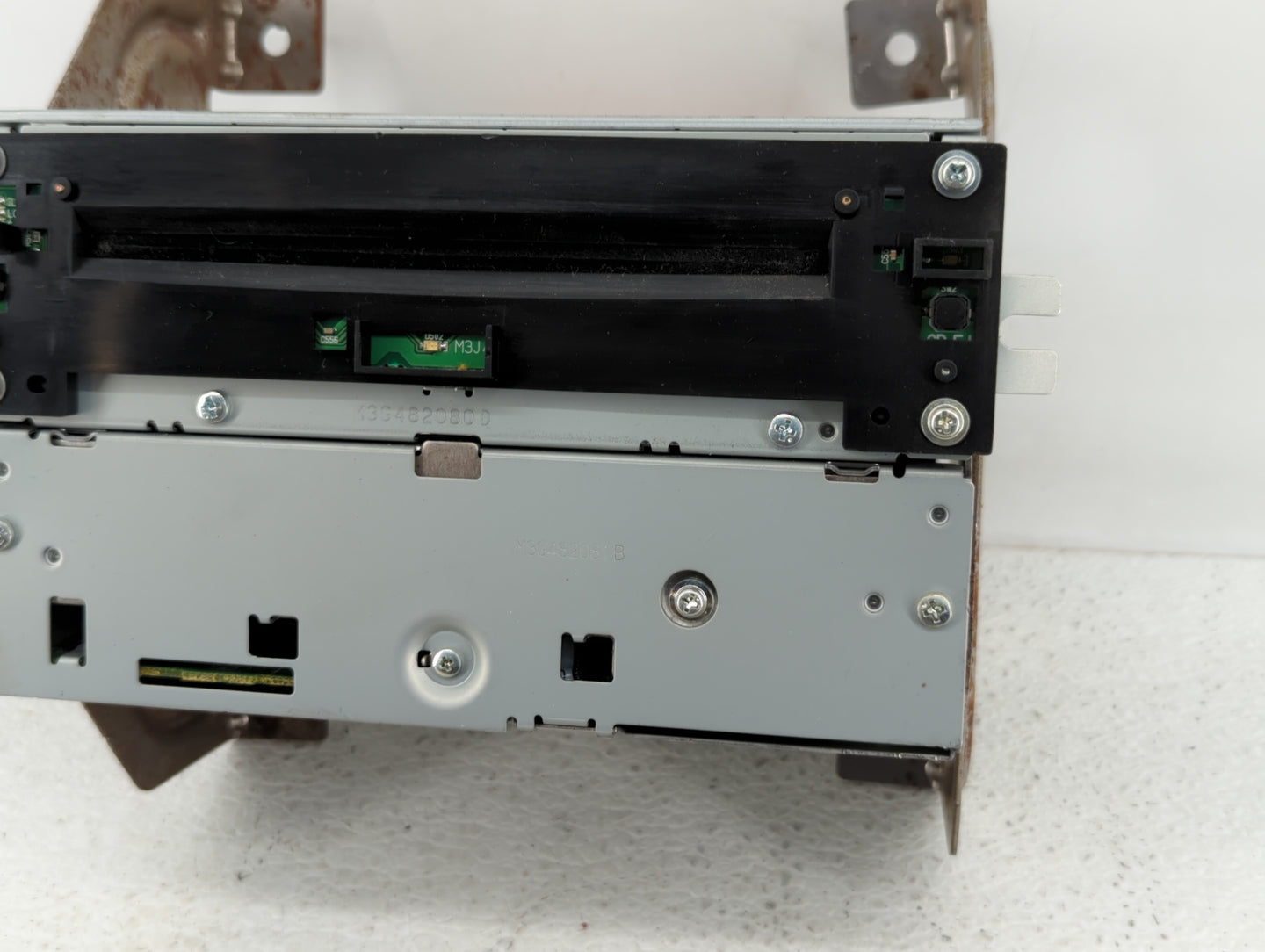 2006-2007 Nissan Pathfinder Am Fm Cd Player Radio Receiver - Oemusedautoparts1.com