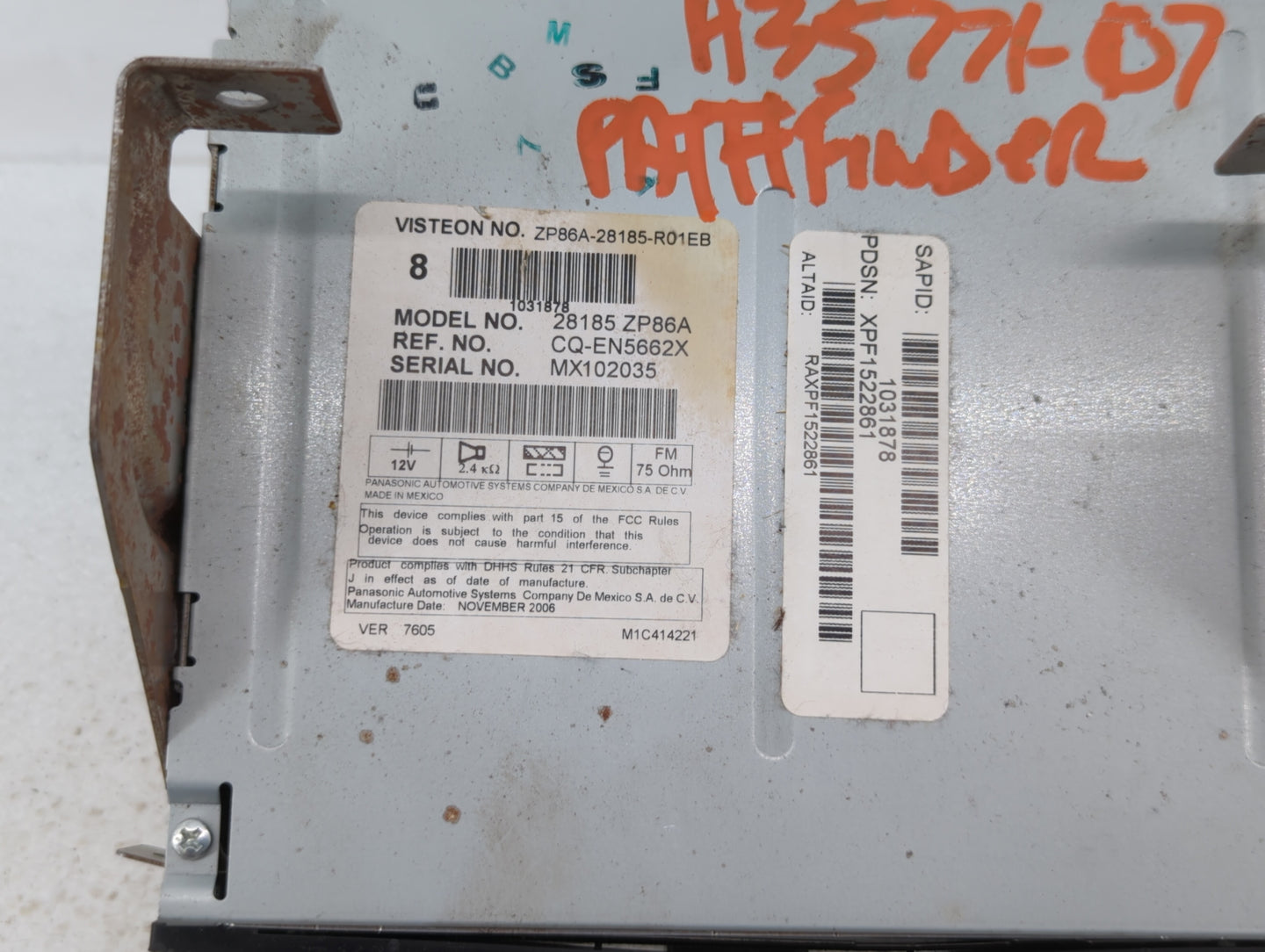 2006-2007 Nissan Pathfinder Am Fm Cd Player Radio Receiver - Oemusedautoparts1.com