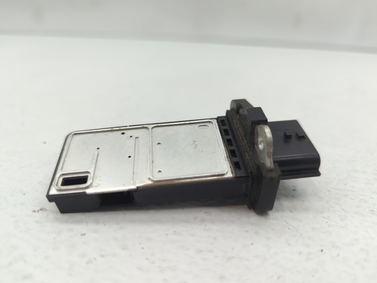 2005-2014 Nissan Pathfinder Mass Air Flow Meter Maf - Oemusedautoparts1.com