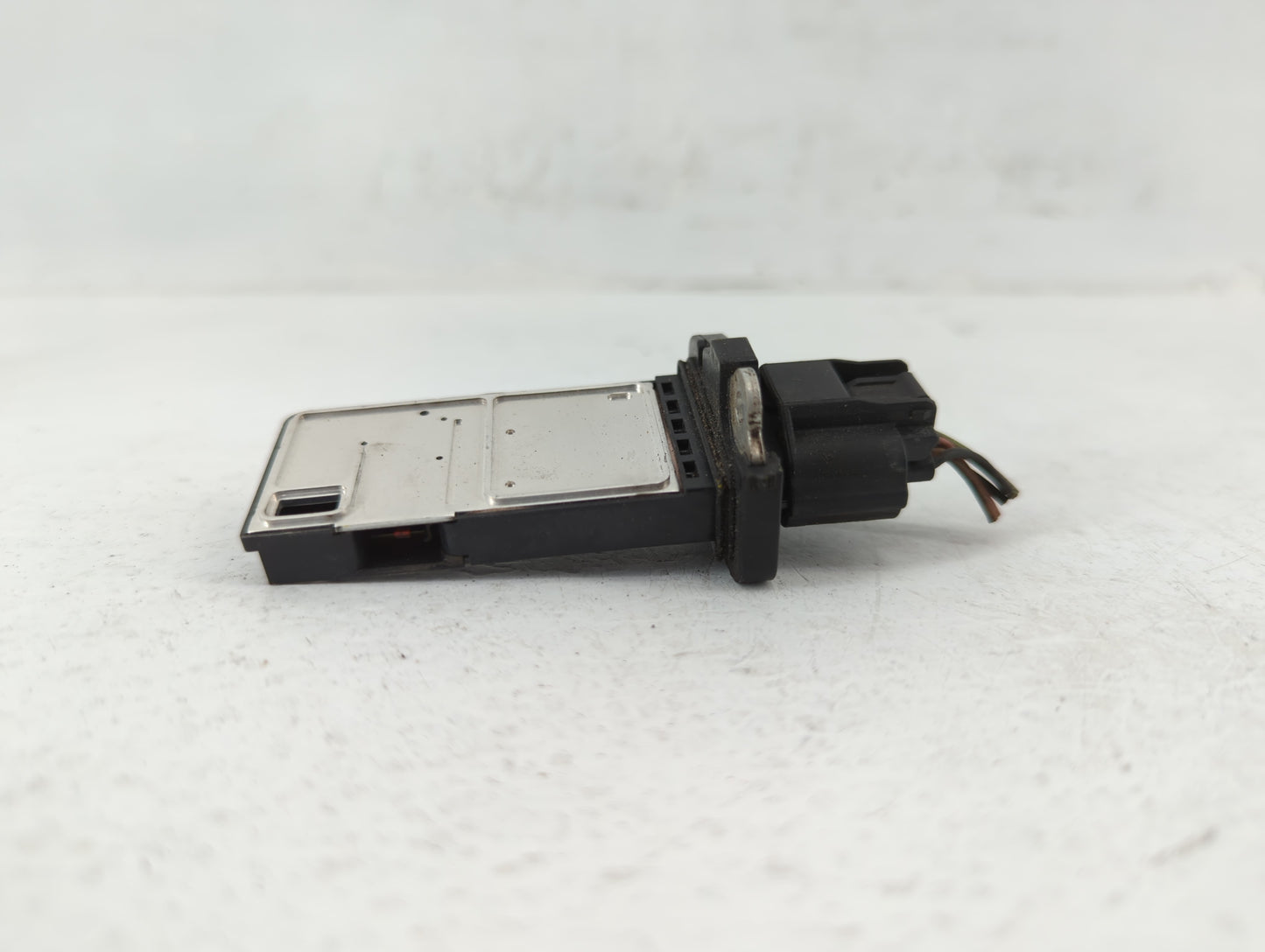 2005-2014 Nissan Pathfinder Mass Air Flow Meter Maf - Oemusedautoparts1.com