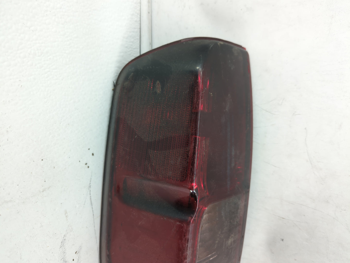 2007 Nissan Pulsar Tail Light Assembly Passenger Right OEM P/N:949 625 Fits Fits 2005 2006 2008 2009 2010 2011 2012 2013 201