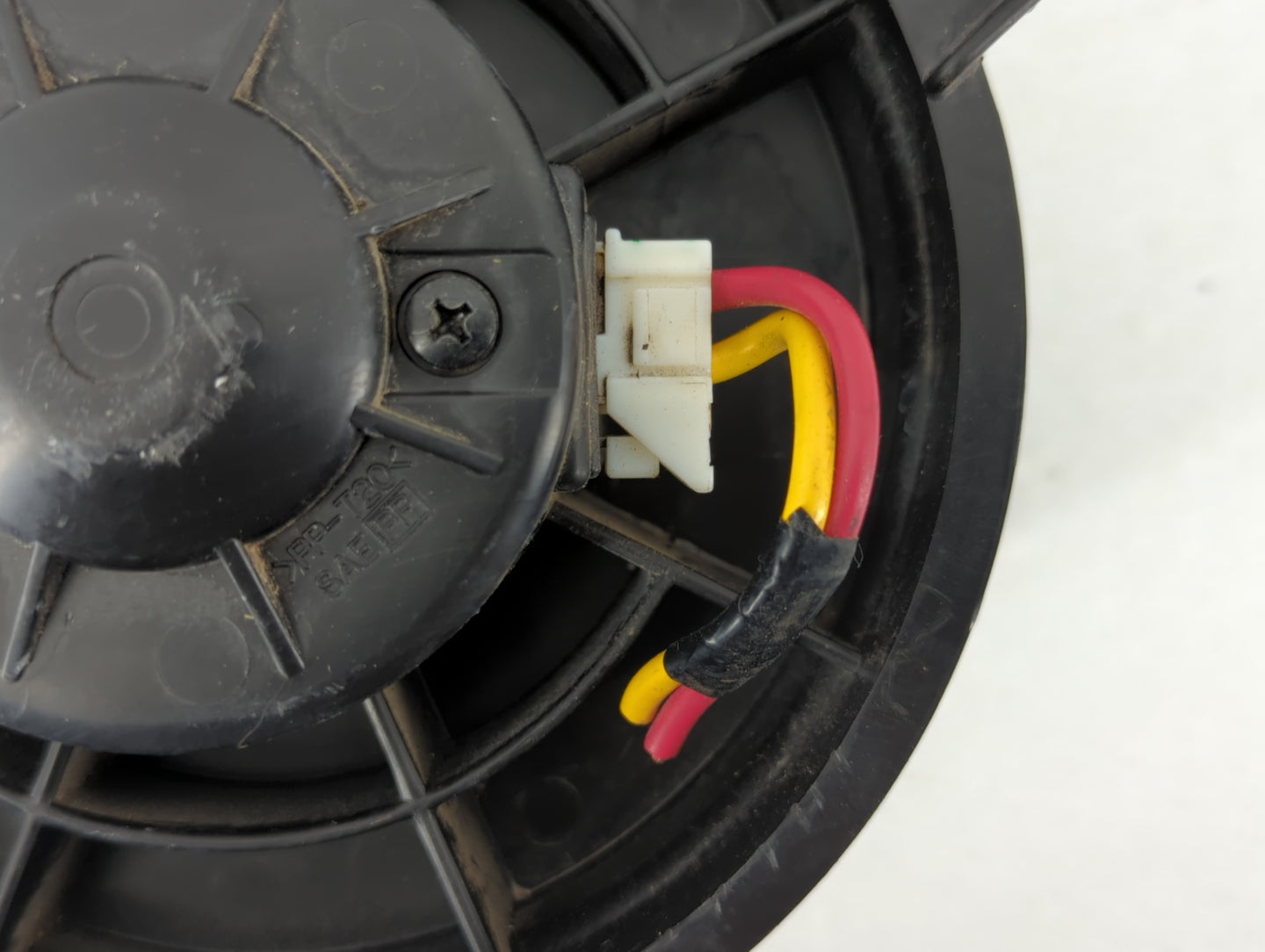 2007 Nissan Qashqai Rear Heater AC Blower Motor P/N:A14000 Fits OEM Used Auto Parts - Oemusedautoparts1.com