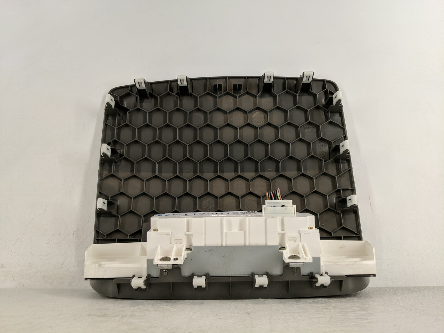 2007-2009 Nissan Quest Information Display Screen - Oemusedautoparts1.com